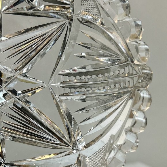 Brilliant Period Cut Glass | 7” Nappy Bowl | Vintage Cut Glass - Picture 5 of 10